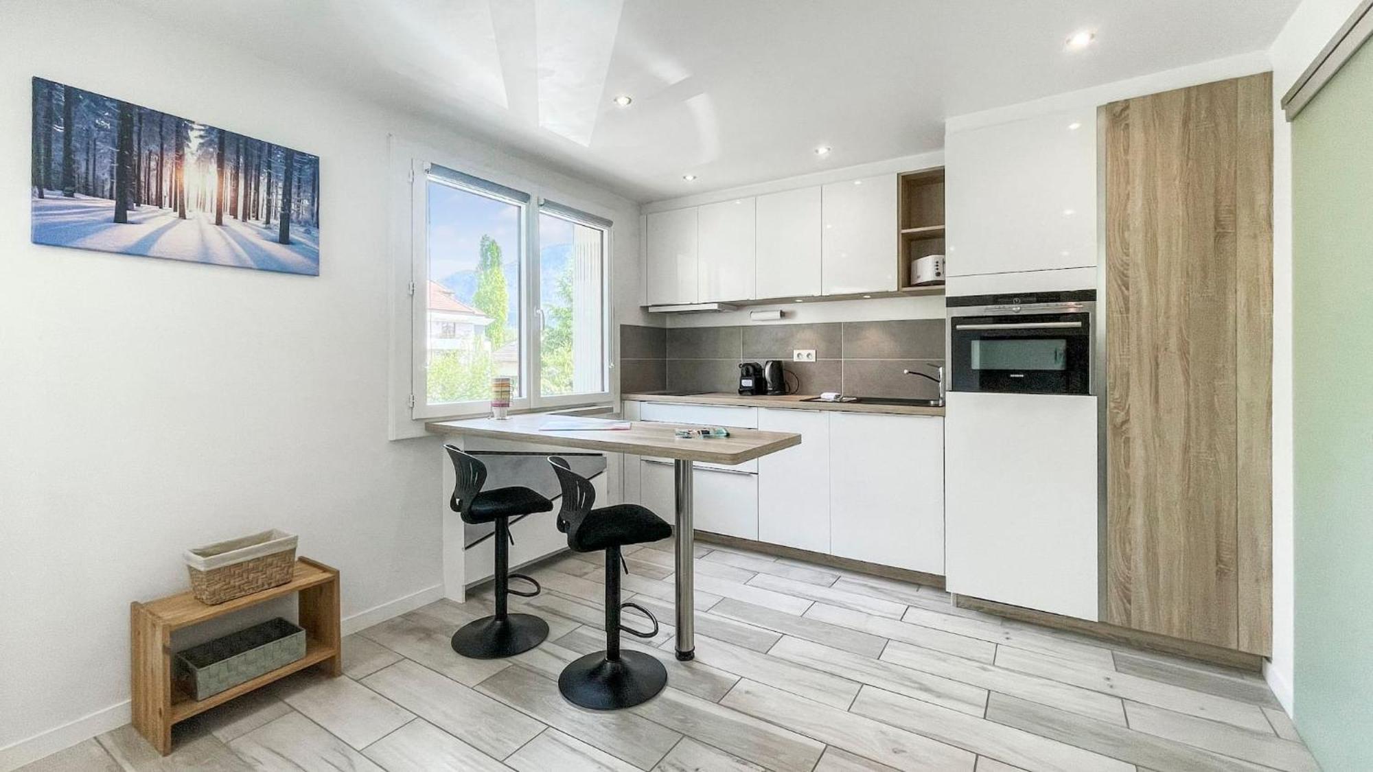 Homey Tidy - New / Proche Centre Annecy / Parking Gratuit / Logement Entierement Equipe Екстер'єр фото